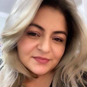 Meet your Posher, Amaya